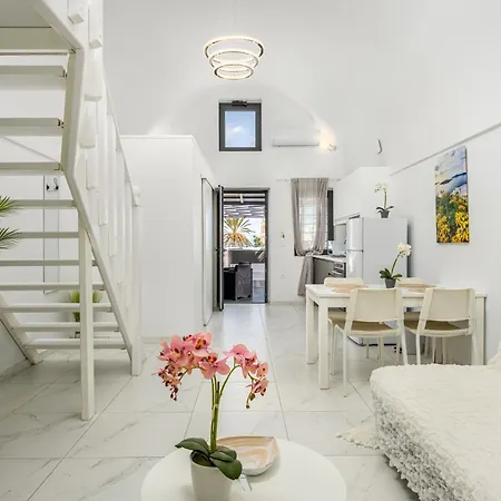 Marillia's Elegance דירה