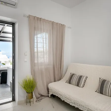 Marillia's Elegance Apartment Messaria (Santorini)