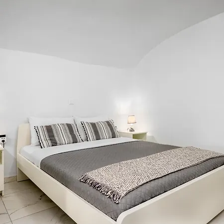 Marillia's Elegance *